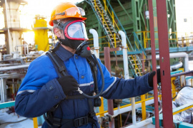 От чего защитит костюм нефтяника?